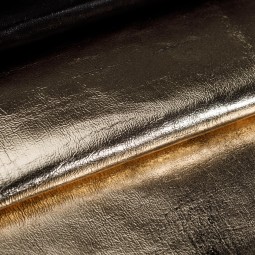 Шкіра шевро чорний FILM золото 0,4-0,5